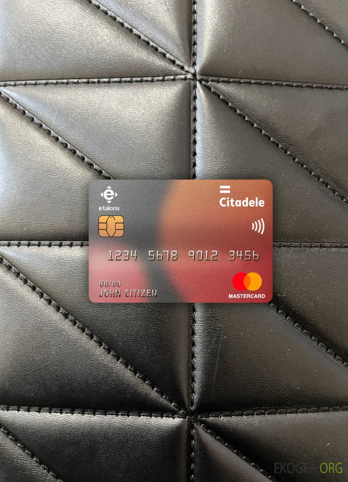 Estonie Citadele filiale AS banque master card photolook recto